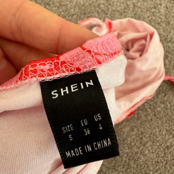 Shein pink and red heart dress - Picture 4 of 4
